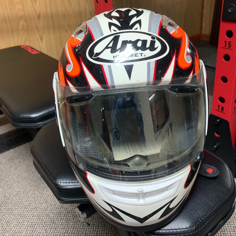 Arai men’s helmet astral-x